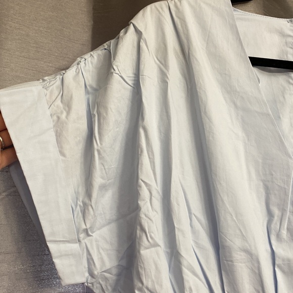 Molly Bracken V-Neck Romper - Picture 5 of 11